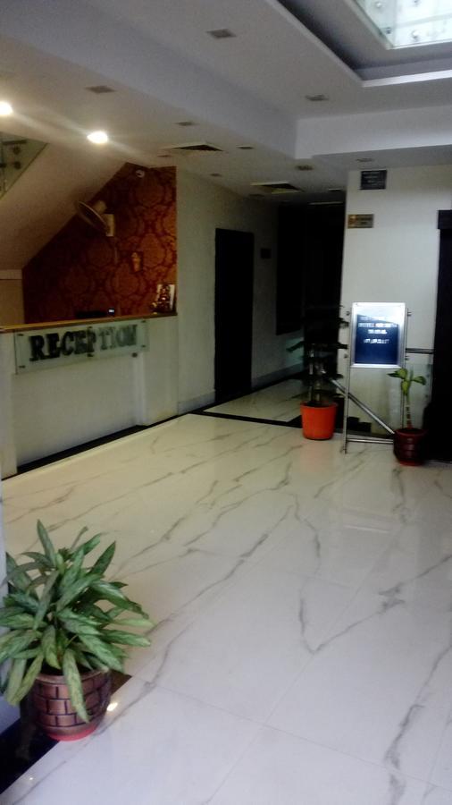 Hotel Krishna Mahal Thānesar Zewnętrze zdjęcie